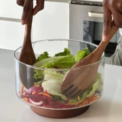 accenoba-glass-salad-bowl-tossing-hands