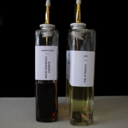 Oil dispensers_side by side