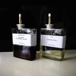 accenoba-oil-wine-dispenser-set-labelled-glass